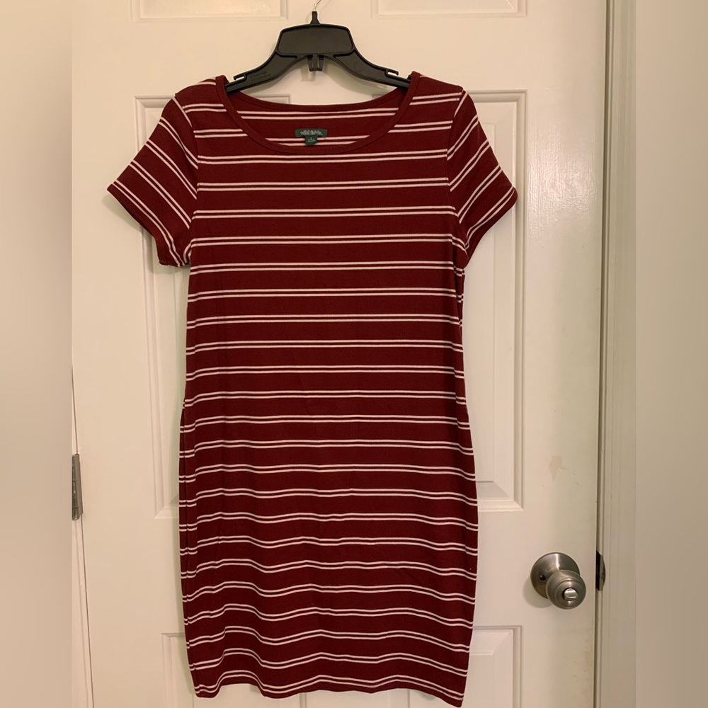 Wild Fable short sleeve dress